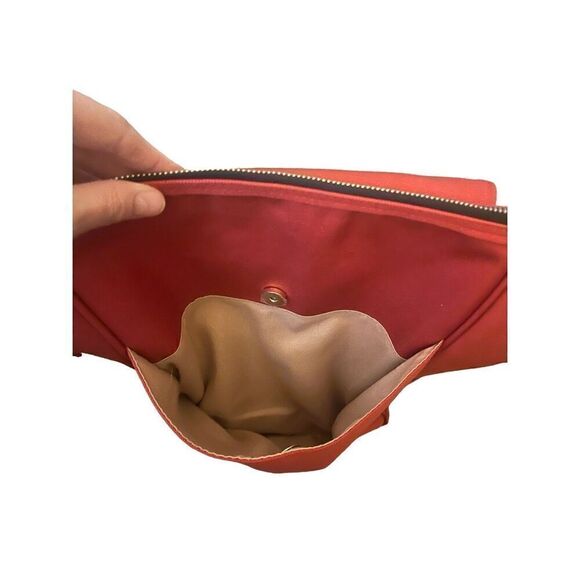 Backpack - Picture 10 of 16